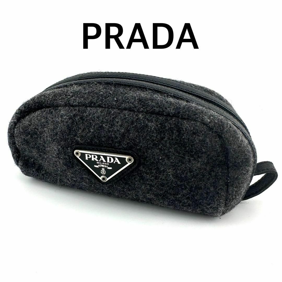 PRADA(プラダ)の美品✨PRADA ポーチ 三角 ロゴ プレート 小物入れ 定番 人気 レディースのファッション小物(ポーチ)の商品写真