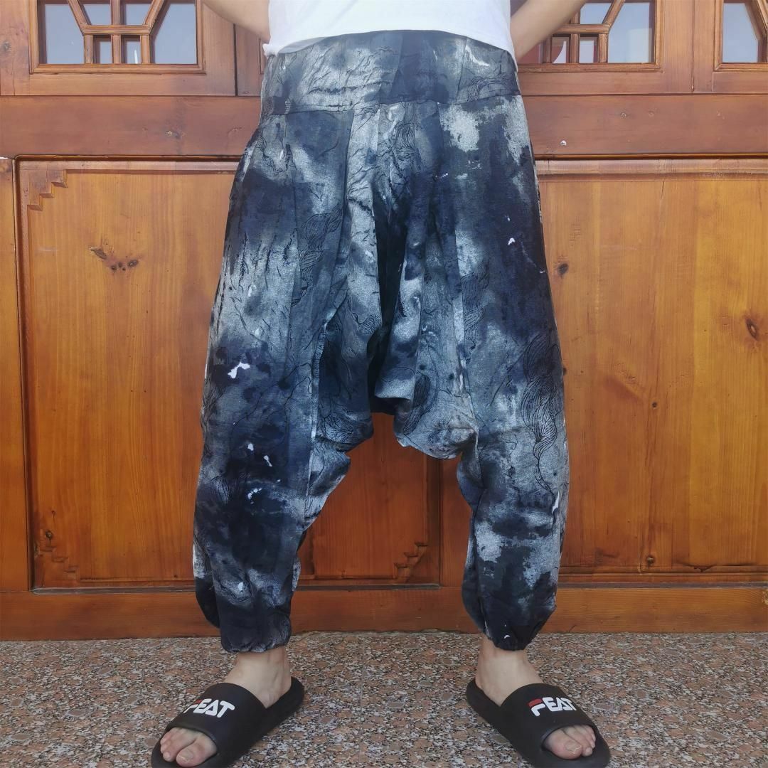 サルエルパンツ タイダイ 絞り染め 男女兼用 紺 ゆったり エスニック柄 メンズのパンツ(サルエルパンツ)の商品写真