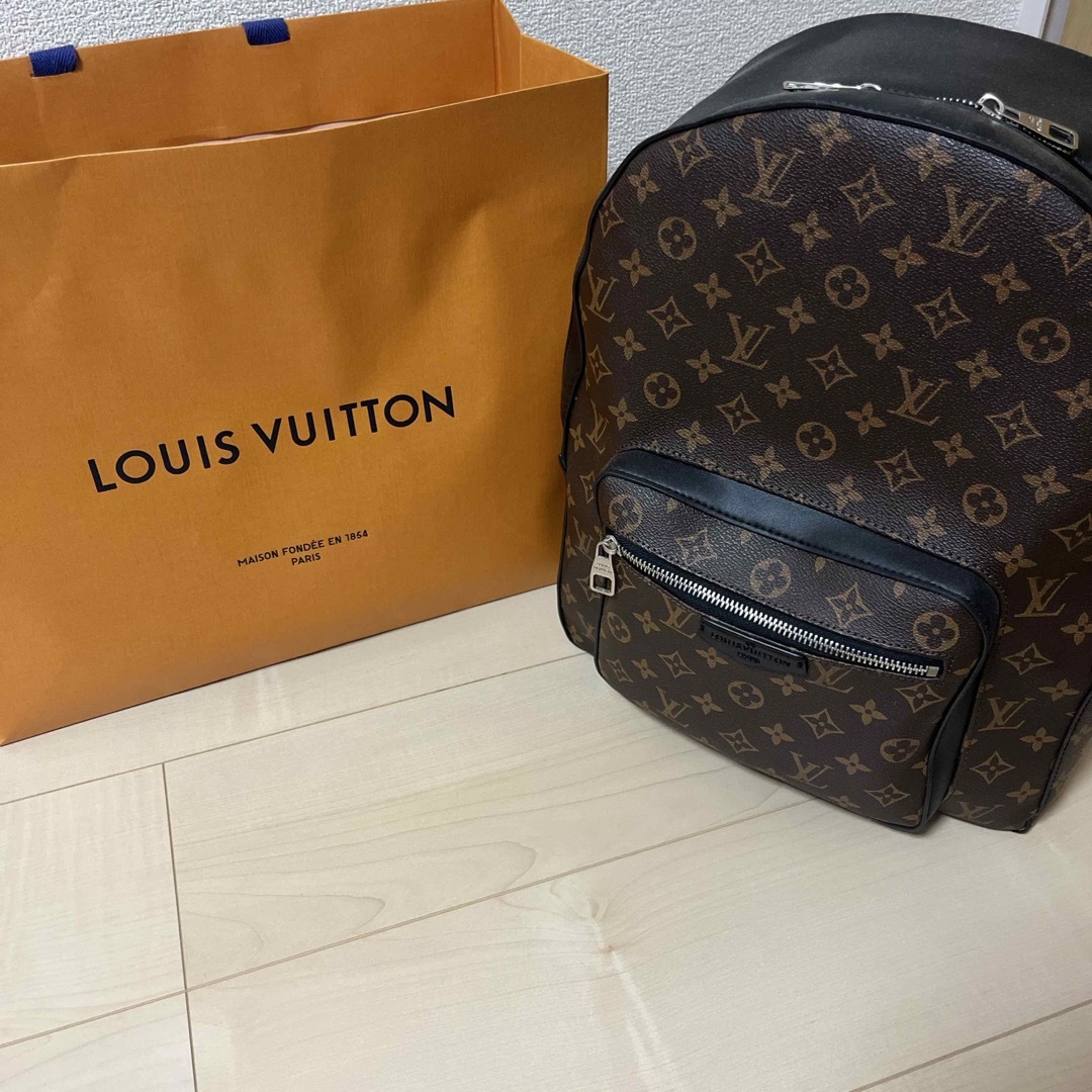 LOUIS VUITTON(ルイヴィトン)のLOUIS VUITTON リュック メンズのバッグ(バッグパック/リュック)の商品写真