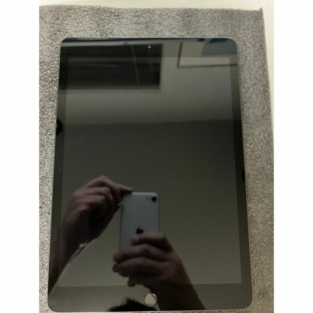 ipad 第8世代 32GB グレー Wi-Fiモデル 中古品 ipad 第8世代 32GB グレー Wi-Fiモデル 中古品