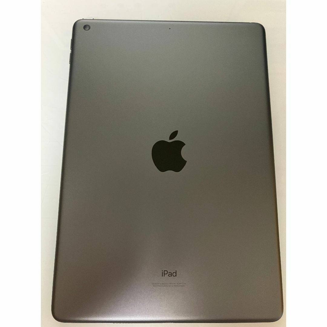 Apple(アップル)のipad 第8世代　32GB グレー　Wi-Fiモデル　中古品 スマホ/家電/カメラのPC/タブレット(タブレット)の商品写真