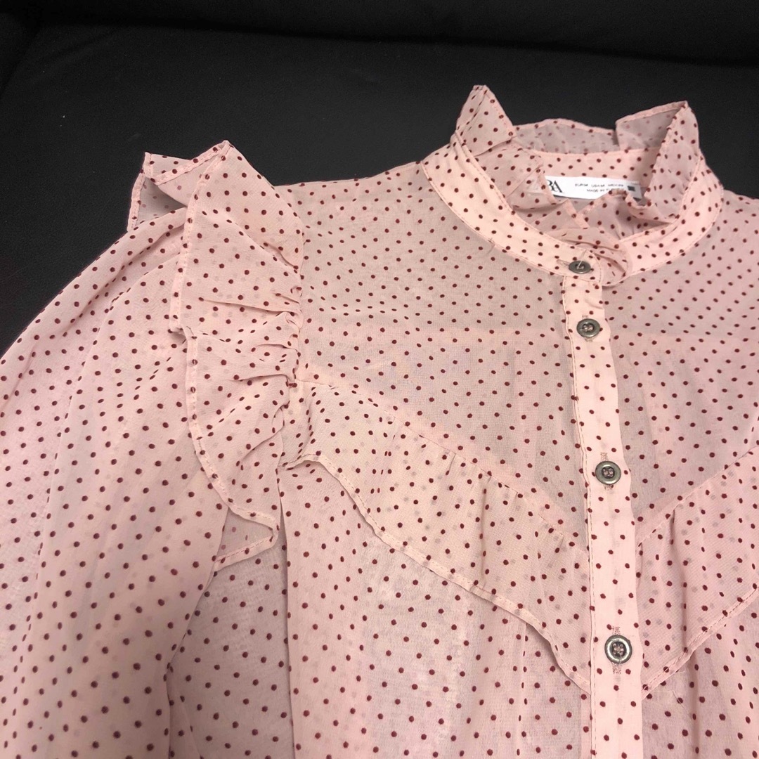 ZARA(ザラ)のZARA ピンク　ブラウス レディースのトップス(シャツ/ブラウス(長袖/七分))の商品写真