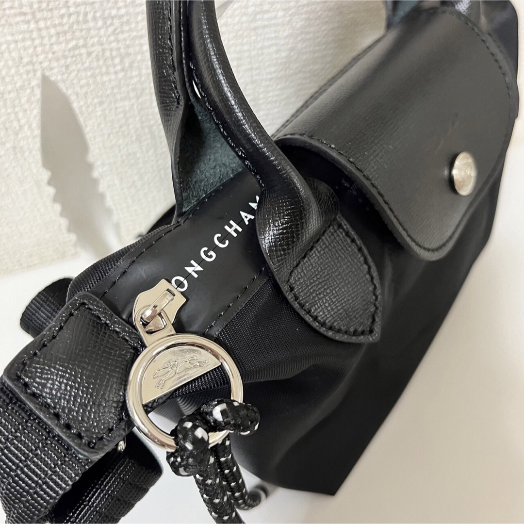 LONGCHAMP(ロンシャン)の【新品】LONGCHAMPプリアージュENERGY最新作 XS 斜め掛け　黒 レディースのバッグ(ショルダーバッグ)の商品写真