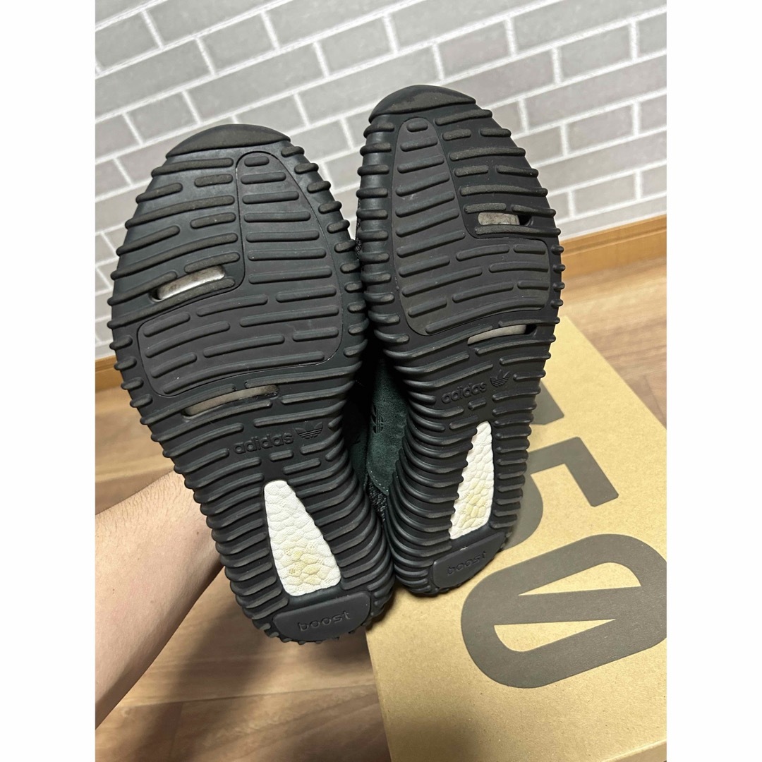 adidas(アディダス)の本日のみ　YEEZY BOOST 350 PIRATE BLACK 26cm メンズの靴/シューズ(スニーカー)の商品写真