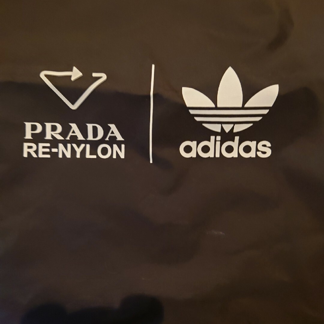 PRADA(プラダ)のPRADA＆adidasシューズ袋 レディースのバッグ(ショップ袋)の商品写真