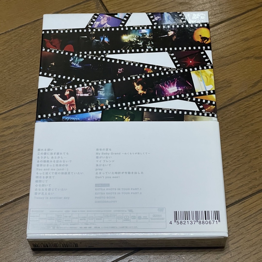 ZARD DVD 2枚 セット エンタメ/ホビーのDVD/ブルーレイ(ミュージック)の商品写真