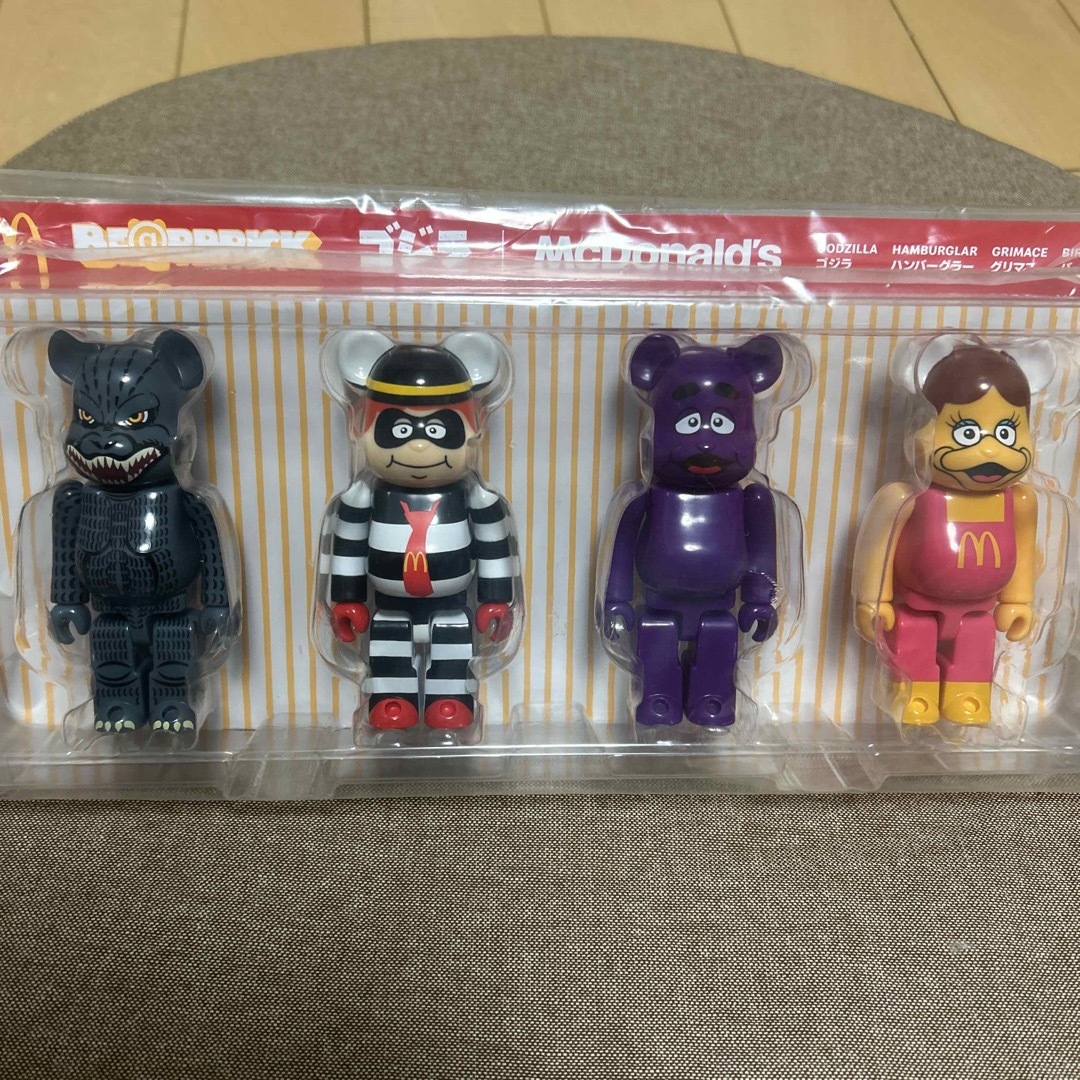 BE@RBRICK(ベアブリック)のマクドナルド ゴジラ ベアブリック エンタメ/ホビーのおもちゃ/ぬいぐるみ(キャラクターグッズ)の商品写真