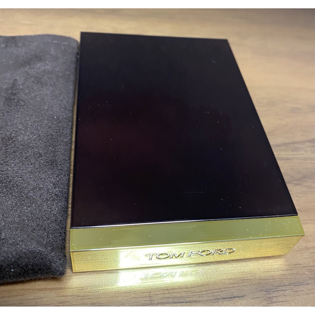 TOM FORD BEAUTY - トムフォード アイカラークォード 4A