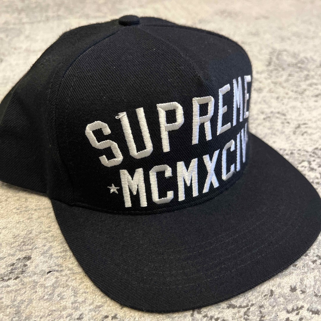 Supreme(シュプリーム)のSupreme × STARTER MCMXCIV キャップ ブラック 中古 メンズの帽子(キャップ)の商品写真