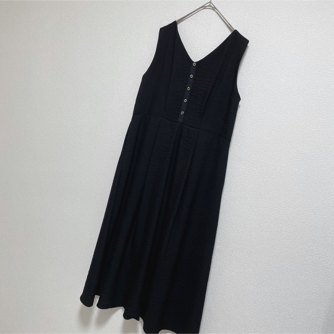 Emma Taylor(エマテイラー)の【新品タグ付】Emma Taylor RING DOT FLARE DRESS レディースのワンピース(ロングワンピース/マキシワンピース)の商品写真