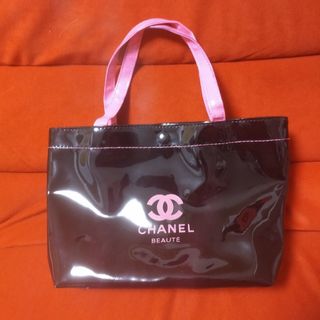 シャネル(CHANEL)の激レア！CHANEL　ノベルティ　エナメルミニバッグ(ハンドバッグ)