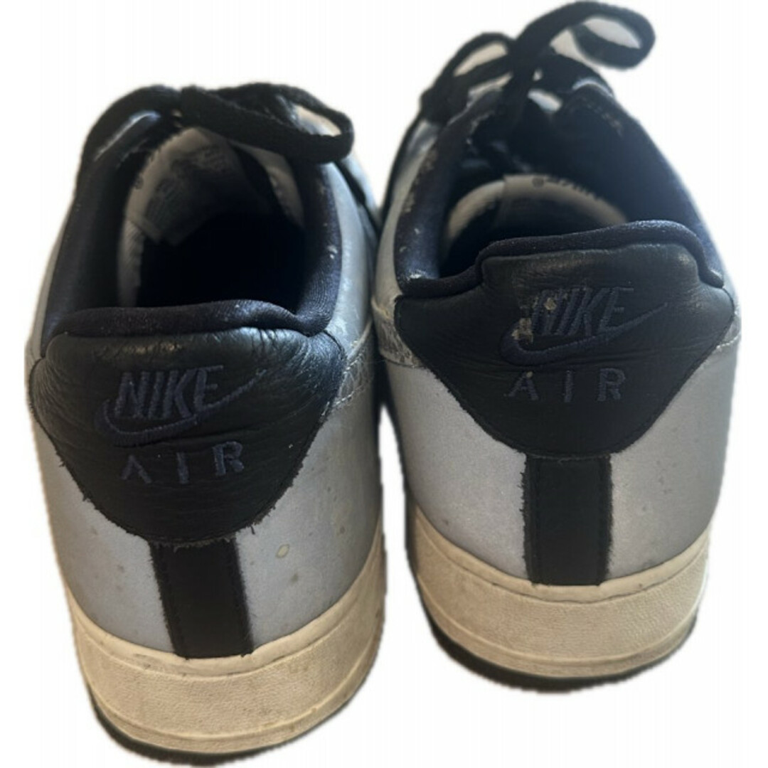 NIKE(ナイキ)のNIKE AIR　FORCE 黒蛇 29cm ローカット スニーカー ブラック  メンズの靴/シューズ(スニーカー)の商品写真