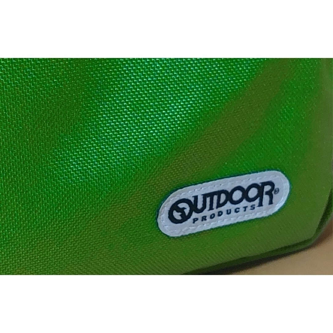 OUTDOOR PRODUCTS(アウトドアプロダクツ)のOUTDOORショルダーバッグ 斜めがけバッグ肩かけバッグ メンズ レディース レディースのバッグ(ショルダーバッグ)の商品写真