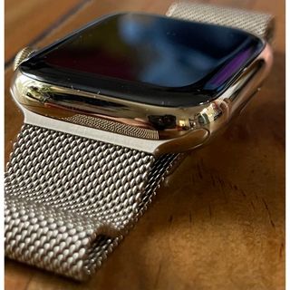 アップルウォッチ(Apple Watch)の電池容量100% 超美品Apple Watch 8 45mm ゴールドステンレス(腕時計(デジタル))