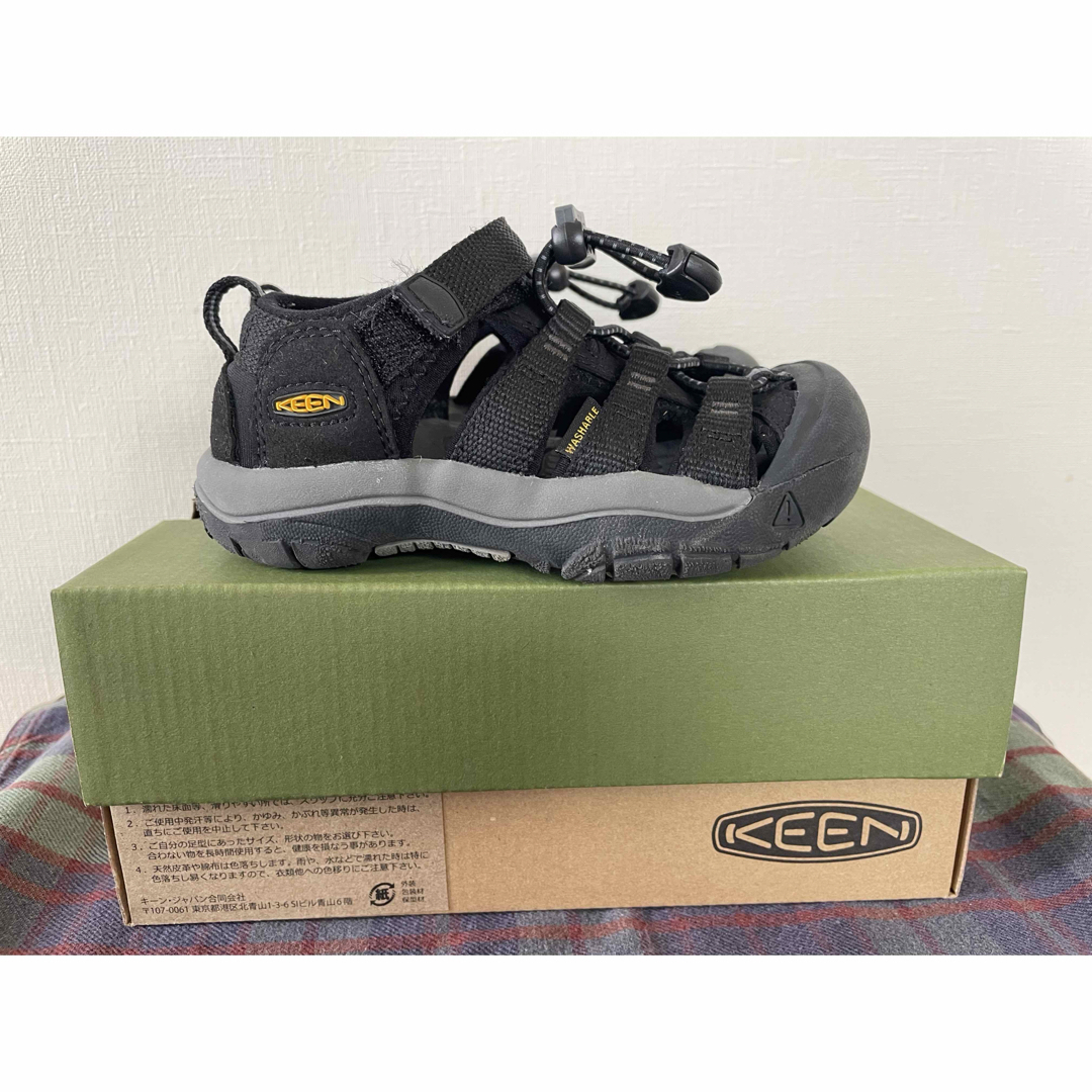 KEEN(キーン)の着用回数少！KEEN サンダル　17㎝ キッズ/ベビー/マタニティのキッズ靴/シューズ(15cm~)(サンダル)の商品写真