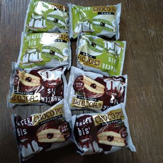 ロッテ　チョコパイ　宇治抹茶　キャラメルチョコレート　8個　お菓子詰め合わせ(菓子/デザート)