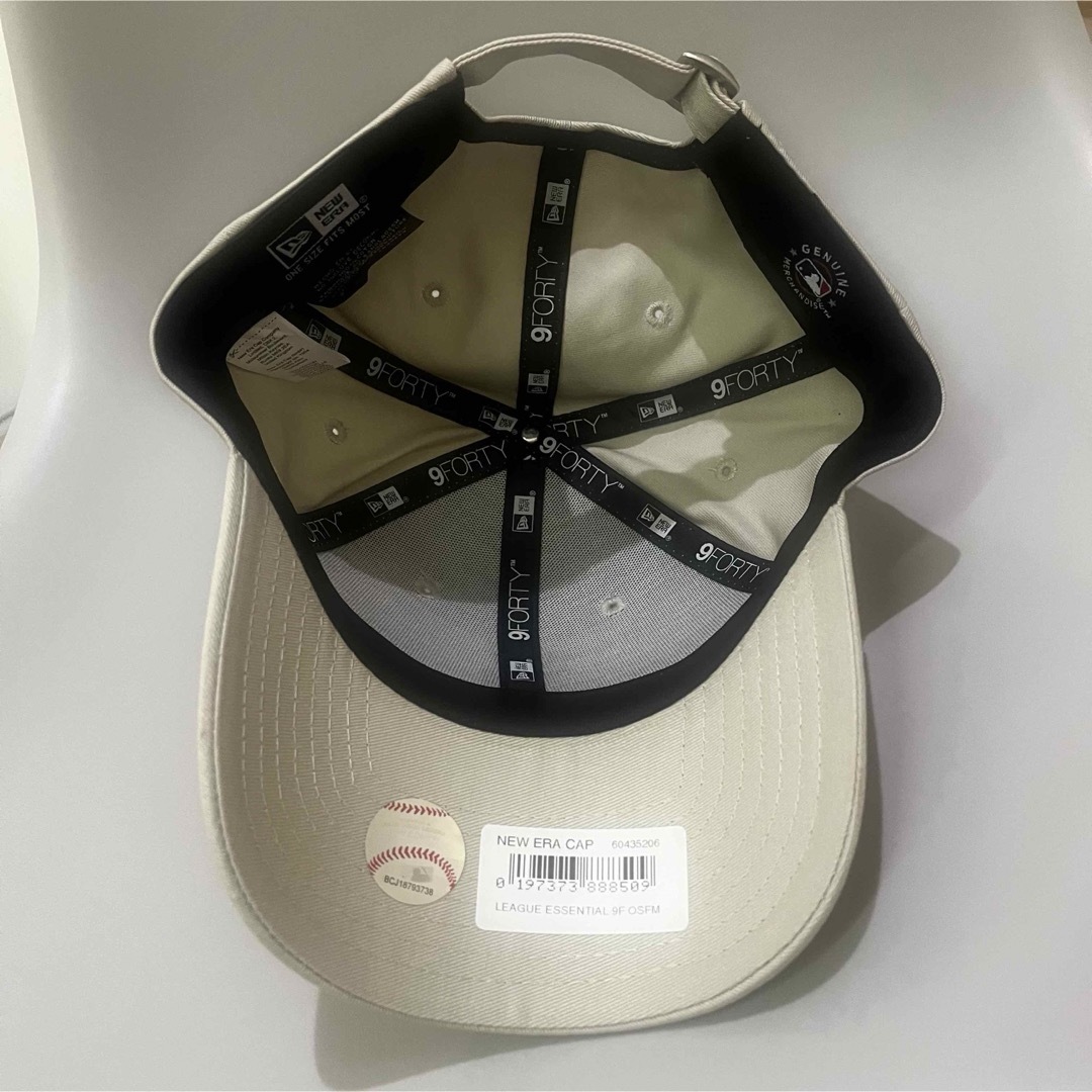 NEW ERA(ニューエラー)の新春入荷　ニューエラ　キャップ　ホワイトソックス　ベージュ×ブラウン メンズの帽子(キャップ)の商品写真