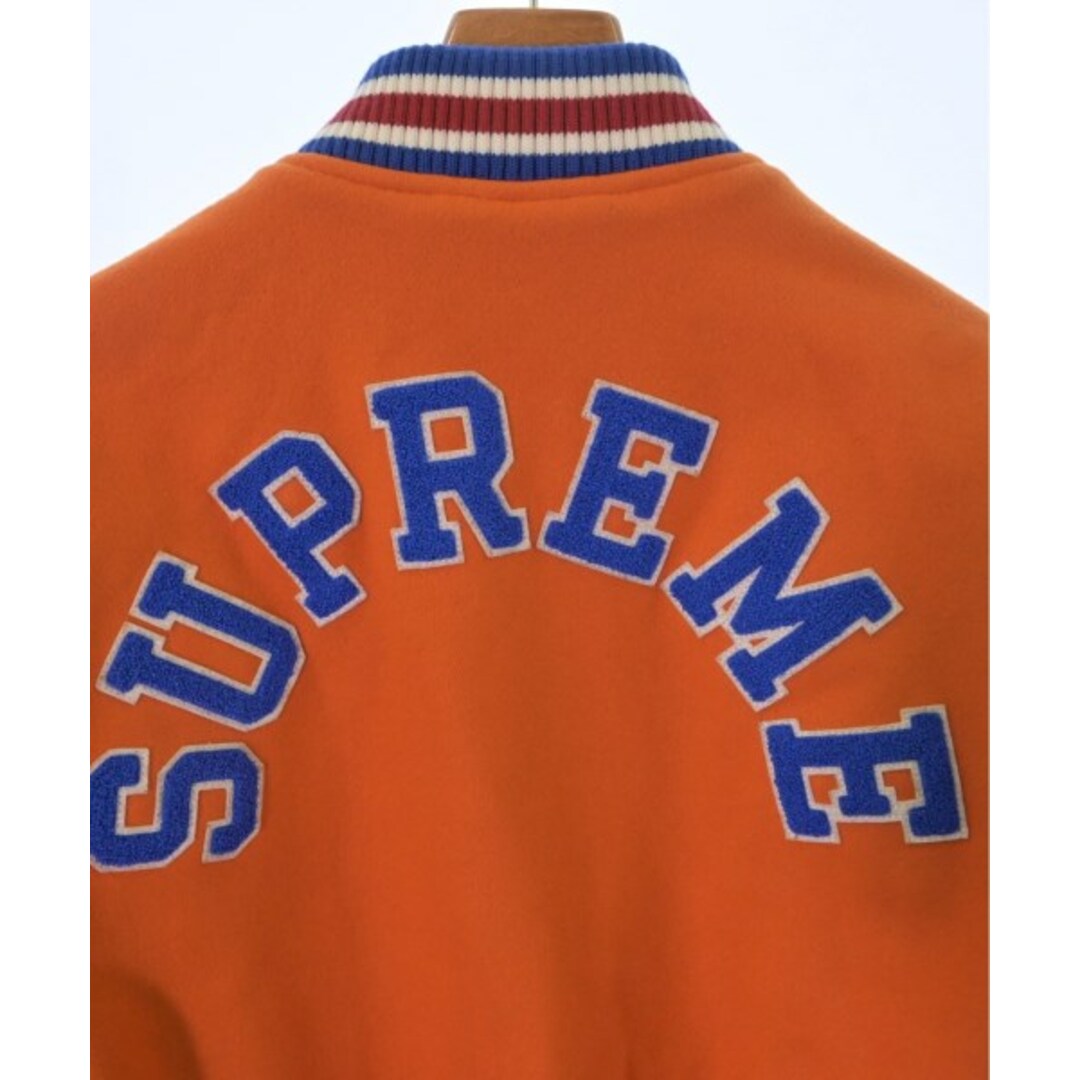 Supreme(シュプリーム)のSupreme シュプリーム スタジャン M オレンジx白x青等 【古着】【中古】 メンズのジャケット/アウター(スタジャン)の商品写真