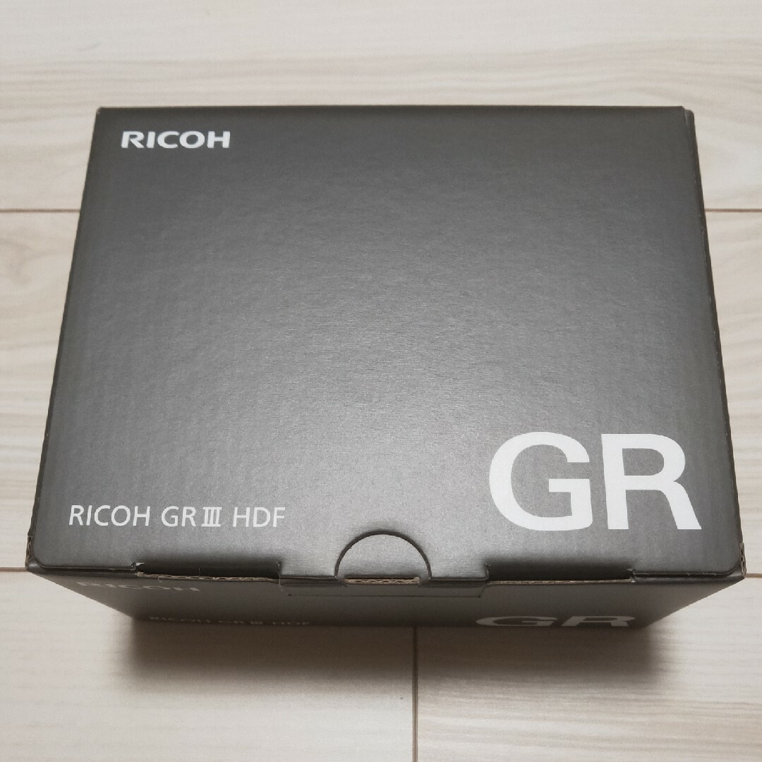 RICOH(リコー)の【新品未使用】RICOH GR III HDF 特別モデル スマホ/家電/カメラのカメラ(コンパクトデジタルカメラ)の商品写真