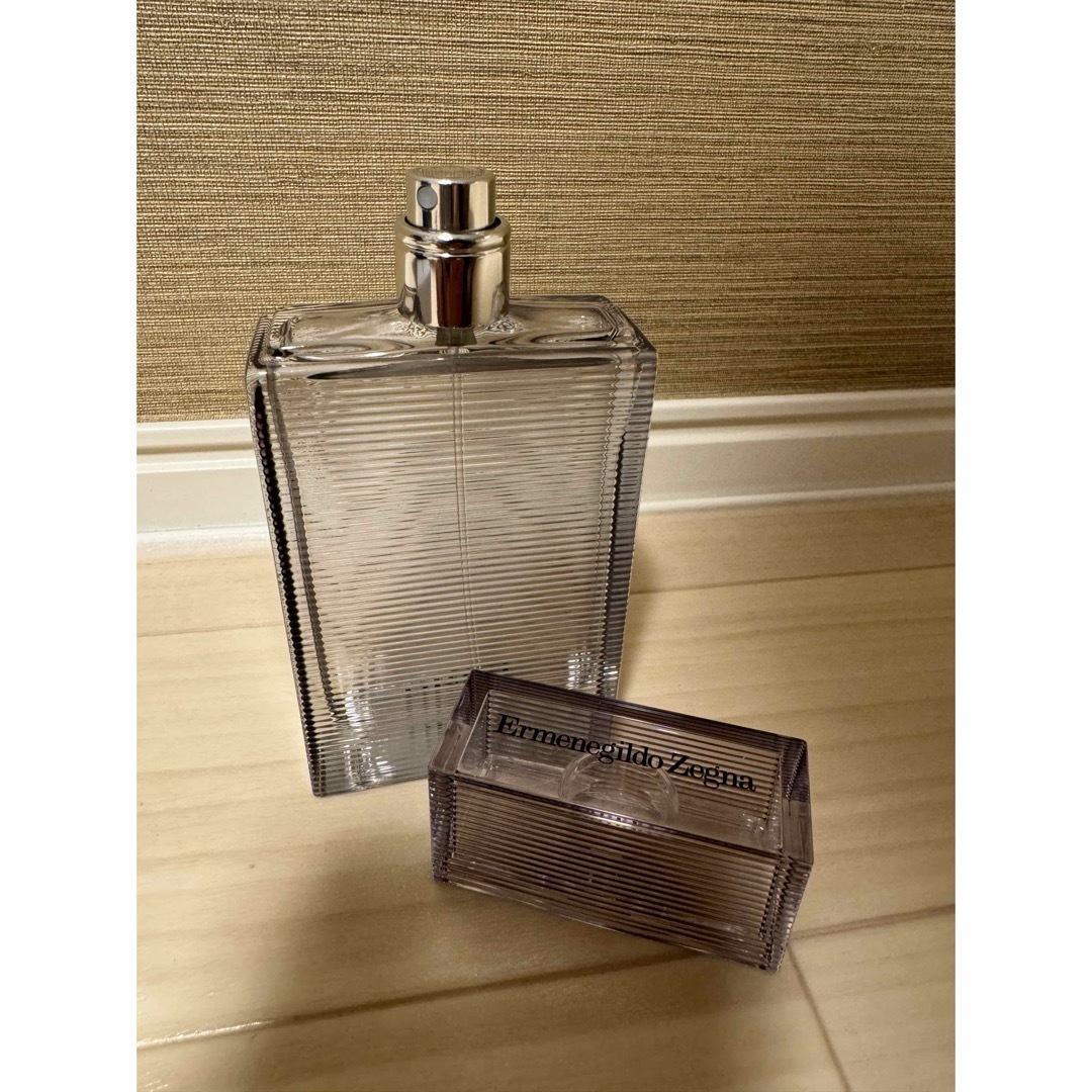 Ermenegildo Zegna(エルメネジルドゼニア)の【新品未使用】 UOMO ウオモ エンメネジルドゼニア 50ml コスメ/美容の香水(香水(男性用))の商品写真