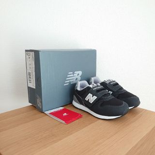 ニューバランス(New Balance)の新品未使用 ニューバランス ベビー キッズ スニーカー 996 黒 15.5(スニーカー)