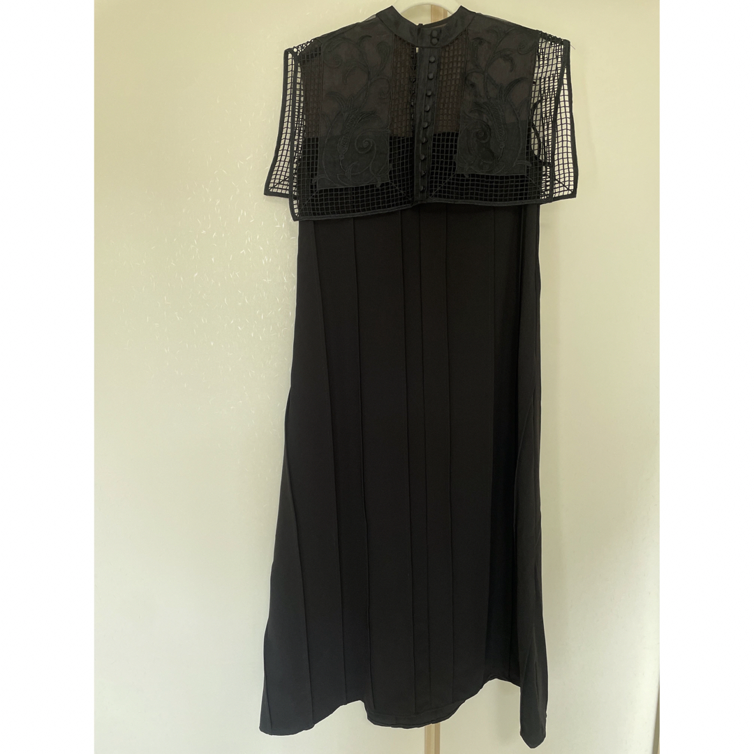 Ameri VINTAGE(アメリヴィンテージ)の訳あり　CASSIE TRAPEZE DRESS ブラック Sサイズ レディースのワンピース(ロングワンピース/マキシワンピース)の商品写真