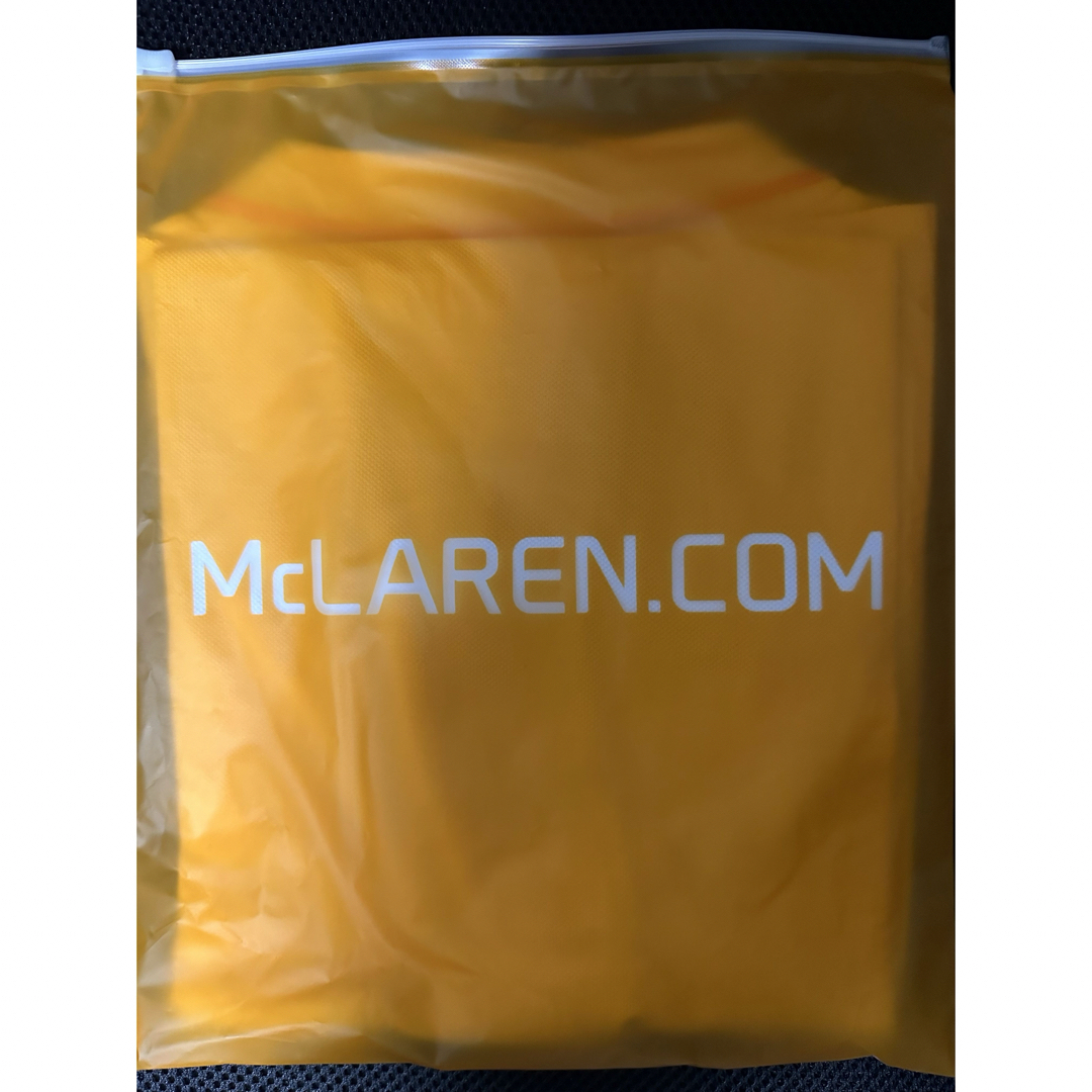 新品　マクラーレン　ポロシャツ　非売品　XL McLaren メンズのトップス(ポロシャツ)の商品写真