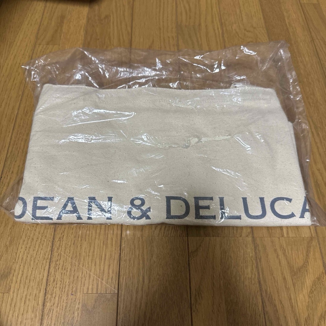 DEAN & DELUCA(ディーンアンドデルーカ)のDEAN & DELUCA ビッグトートバッグ　ナチュラル レディースのバッグ(トートバッグ)の商品写真