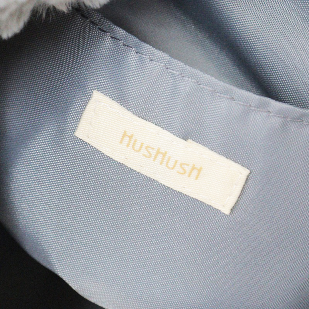HusHush(ハッシュアッシュ)の美品 ハッシュアッシュ HusHusH ファーバッグ/ライトグレー トートバッグ ハンドバッグ 鞄【2400013848275】 レディースのバッグ(トートバッグ)の商品写真
