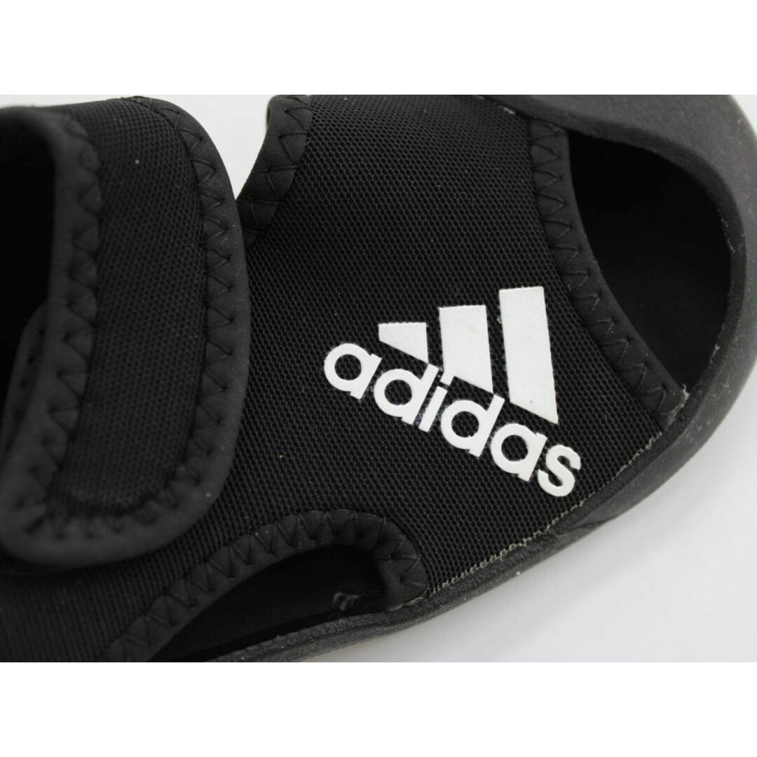 adidas(アディダス)の【夏物 新入荷!】◇アディダス/adidas◇16cm アクアシューズ/サンダル/靴 黒×白 アウトドア キャンプ 川遊び 水遊び プール 海水浴【中古】子供 キッズ kids 男の子 女の子 夏 shoes seasonal 424042 キッズ/ベビー/マタニティのキッズ靴/シューズ(15cm~)(サンダル)の商品写真