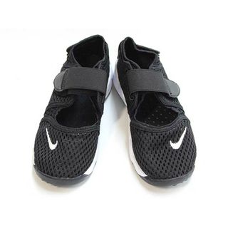 ナイキ(NIKE)の【夏物 新入荷!】現行 新品 未使用品▼ナイキ/NIKE▼16cm シューズ/サンダル/靴 黒×白 エアリフト アウトドア キャンプ 川遊び 水遊び プール 海水浴 子供 キッズ kids 男の子 女の子 夏 shoes seasonal 324042(その他)