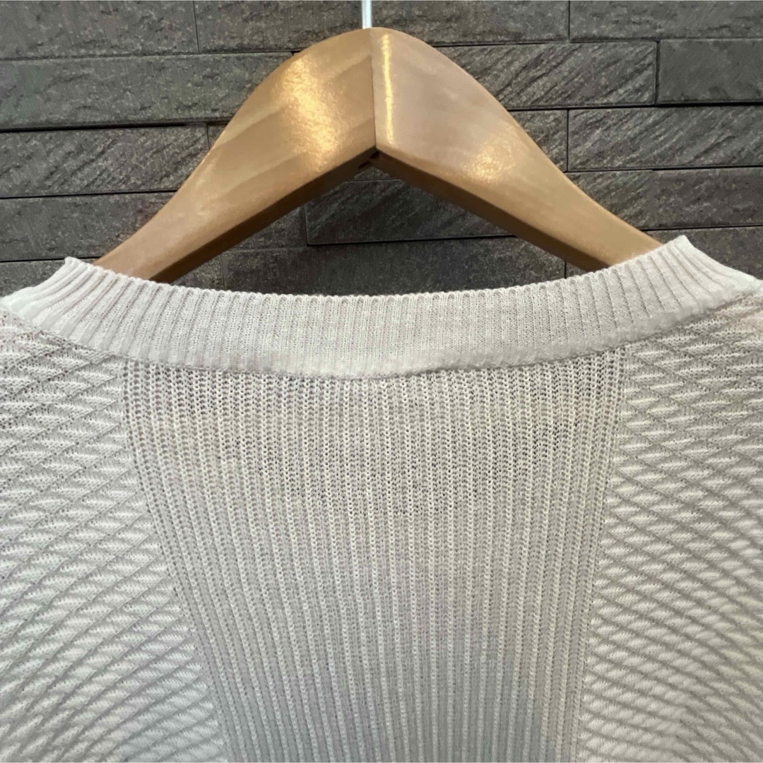 ZARA(ザラ)のザラ ZARA ホワイト 長袖 Tシャツ インナー Mサイズ　シンプル ノーマル レディースのトップス(ニット/セーター)の商品写真