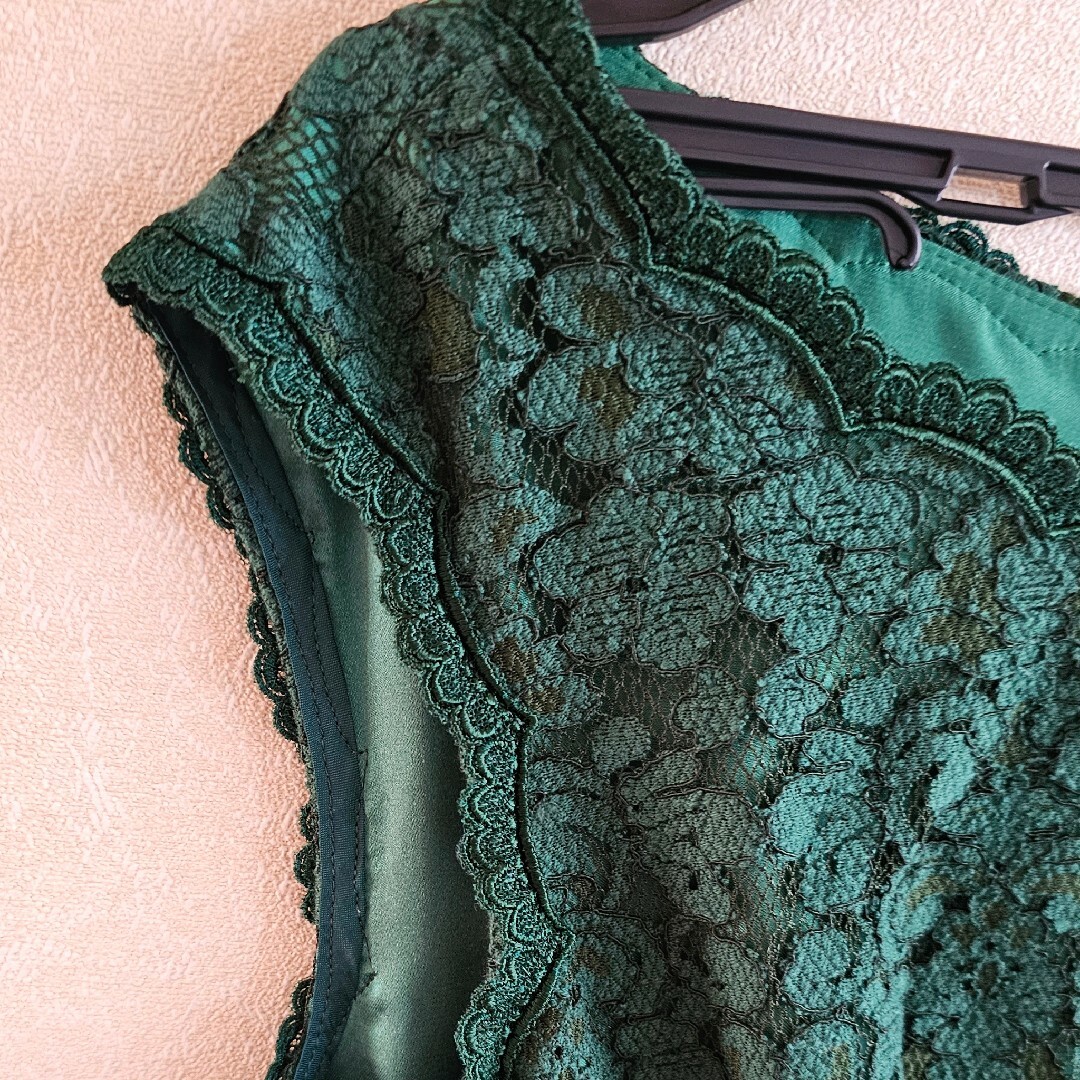 AimerAcret　パーティードレス　グリーン　緑 レディースのフォーマル/ドレス(ミディアムドレス)の商品写真