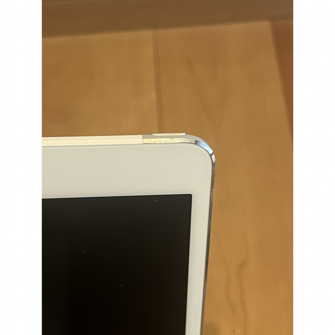 iPad mini 4 Wi-Fi 64G シルバー iPad mini 4 Wi-Fi 64G シルバー