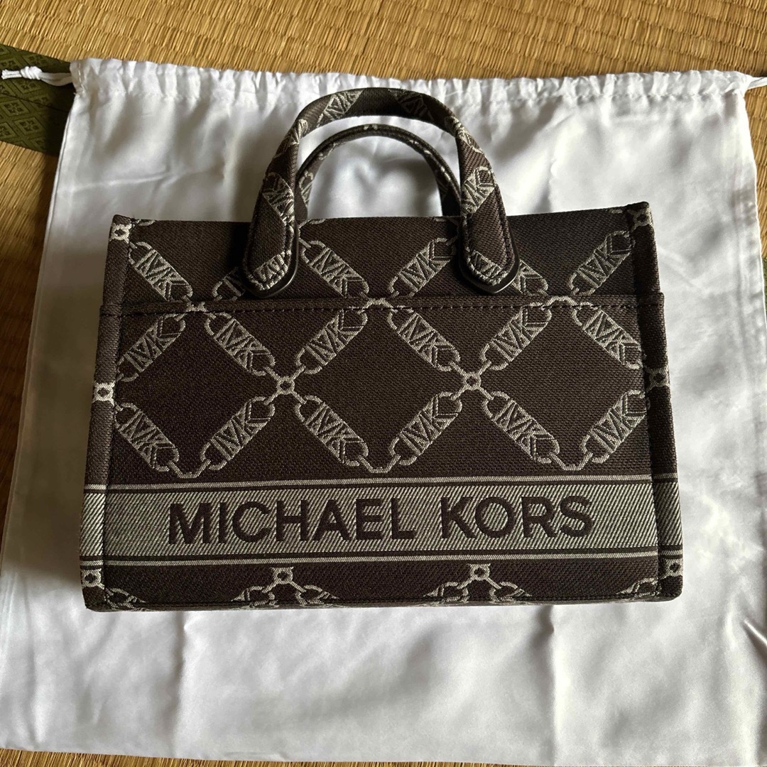 Michael Kors(マイケルコース)のマイケルコース、ミニバッグ、GIGI エンパイア ロゴ ジャカード クロスボディ レディースのバッグ(ハンドバッグ)の商品写真