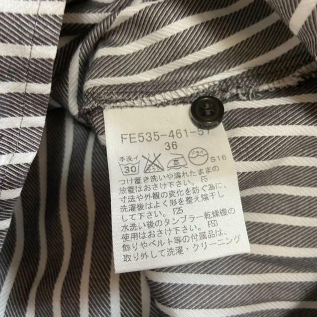 BURBERRY BLUE LABEL(バーバリーブルーレーベル)のBurberry Blue Label(バーバリーブルーレーベル) 半袖シャツブラウス サイズ36 S レディース - ダークグレー×白 ストライプ レディースのトップス(シャツ/ブラウス(半袖/袖なし))の商品写真