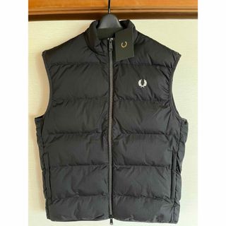 FRED PERRY - 値下げ フレッドペリー 中綿ベスト J4566 Mサイズ ブラック