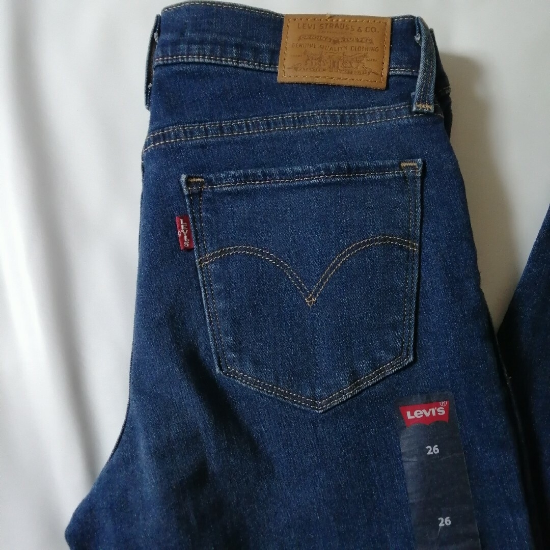 Levi's(リーバイス)の【W26/L30】Levi's Women's 312 Shaping Slim レディースのパンツ(デニム/ジーンズ)の商品写真