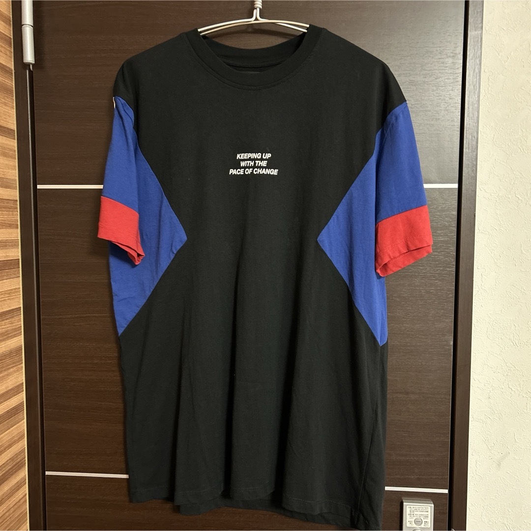 ZARA(ザラ)のZARA Tシャツ　黒　スポーティ レディースのトップス(Tシャツ(半袖/袖なし))の商品写真