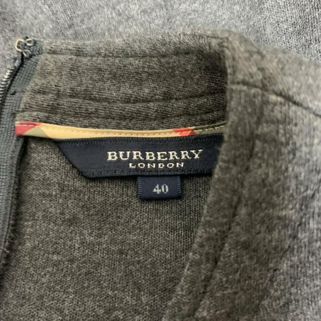 Burberry LONDON(バーバリーロンドン) ワンピース サイズ40 L レディース美品  - ダークグレー クルーネック/七分袖/ひざ丈 レディースのワンピース(その他)の商品写真