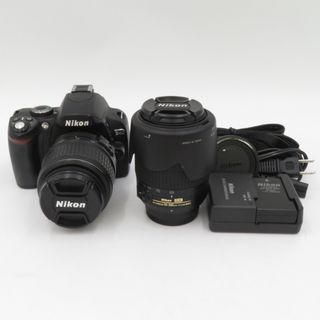 ニコン(Nikon)のNikon (ニコン) デジタルカメラ D40 デジタル一眼レフカメラ ダブルズームキット ブラック 有効画素数約610万画素(デジタル一眼)