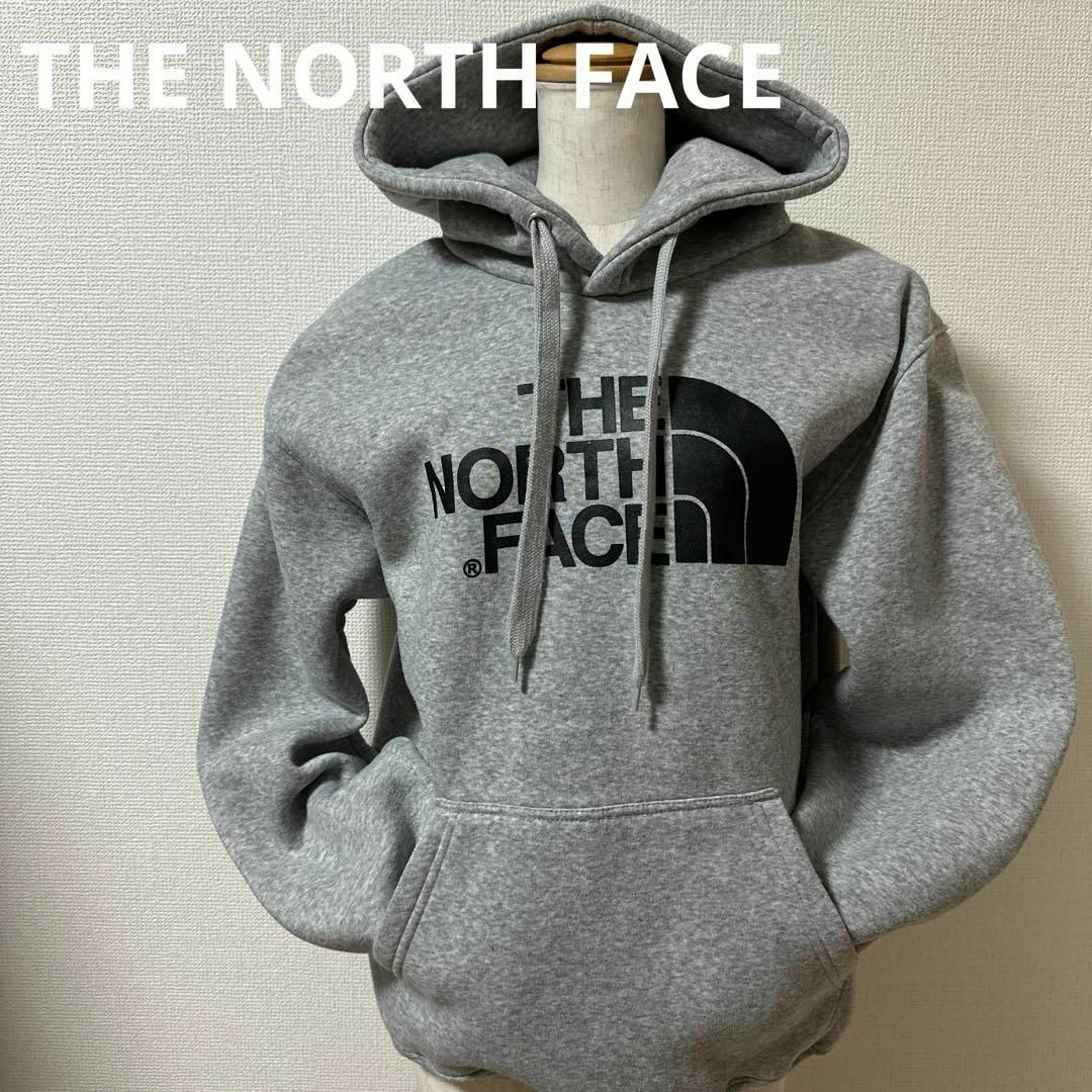 THE NORTH FACE 海外サイズ　ビックロゴパーカー レディースのトップス(パーカー)の商品写真