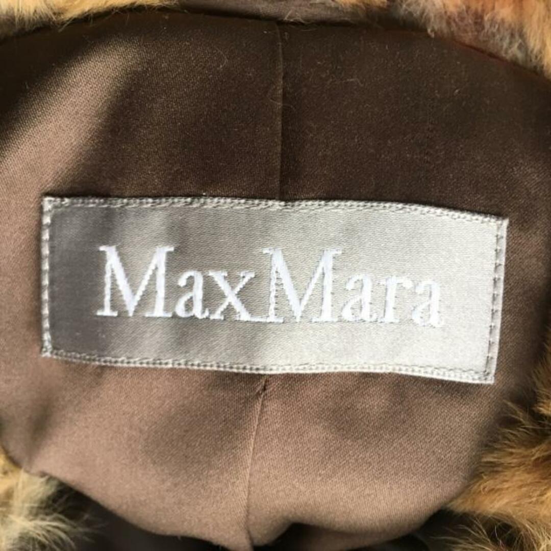 Max Mara(マックスマーラ)のMax Mara(マックスマーラ) コート サイズ38 S レディース - カーキ 長袖/ジップアップ/中綿/冬 レディースのジャケット/アウター(その他)の商品写真