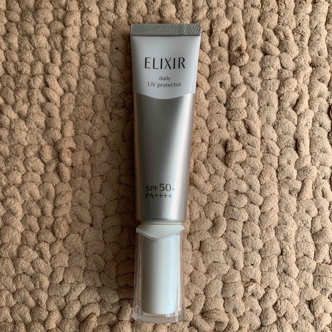 ELIXIR(エリクシール)のエリクシールデーケアレボルーションSP+ 35ml コスメ/美容のベースメイク/化粧品(化粧下地)の商品写真