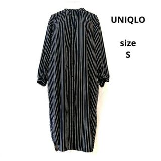 ユニクロ(UNIQLO)のUNIQLO　ユニクロ　ロングワンピース　シャツワンピース　長袖ワンピース(ロングワンピース/マキシワンピース)