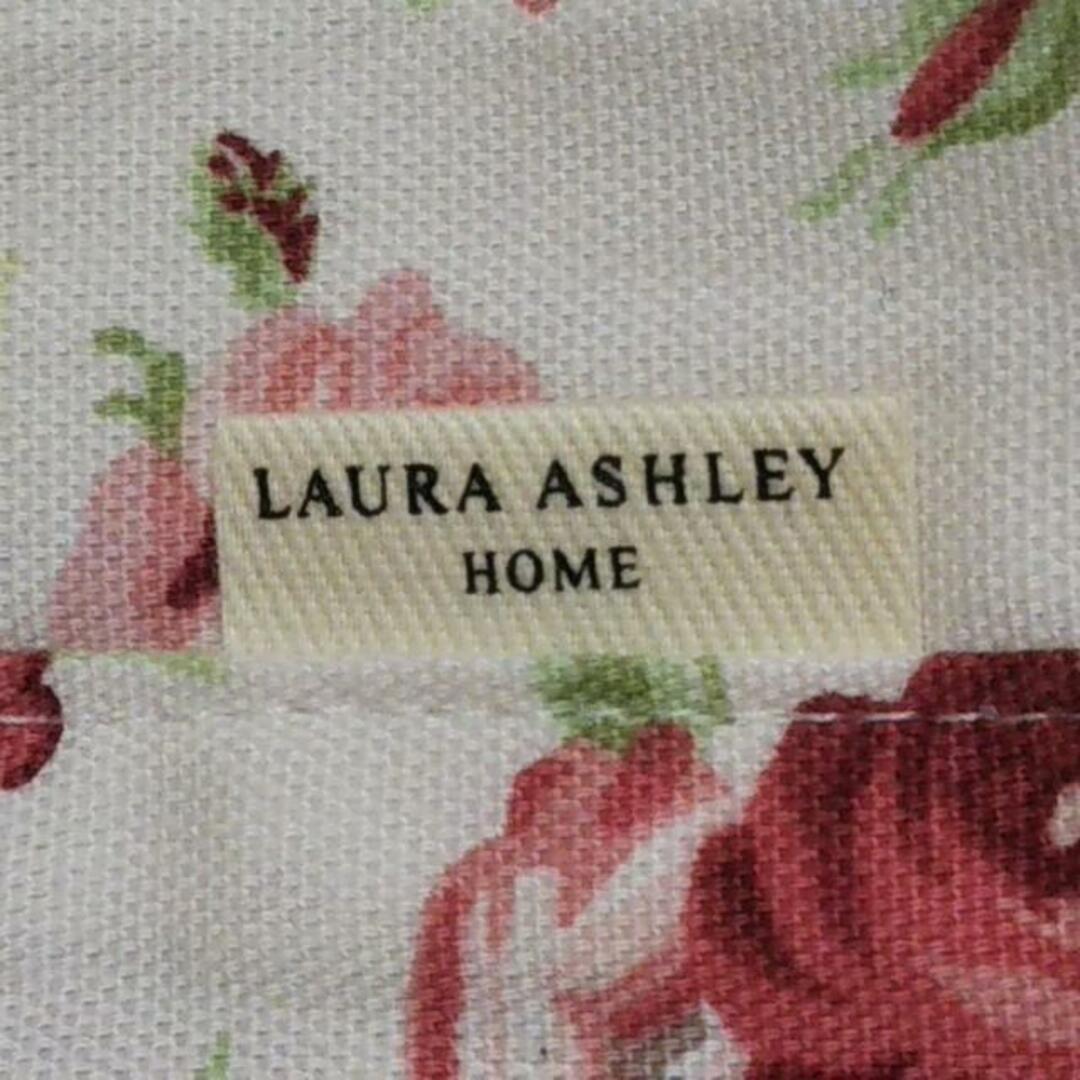 LAURA ASHLEY(ローラアシュレイ)のLAURAASHLEY(ローラアシュレイ) ワンピース ユニセックス美品  - 白×ピンク×マルチ エプロン/花柄/HOME 綿 レディースのワンピース(その他)の商品写真