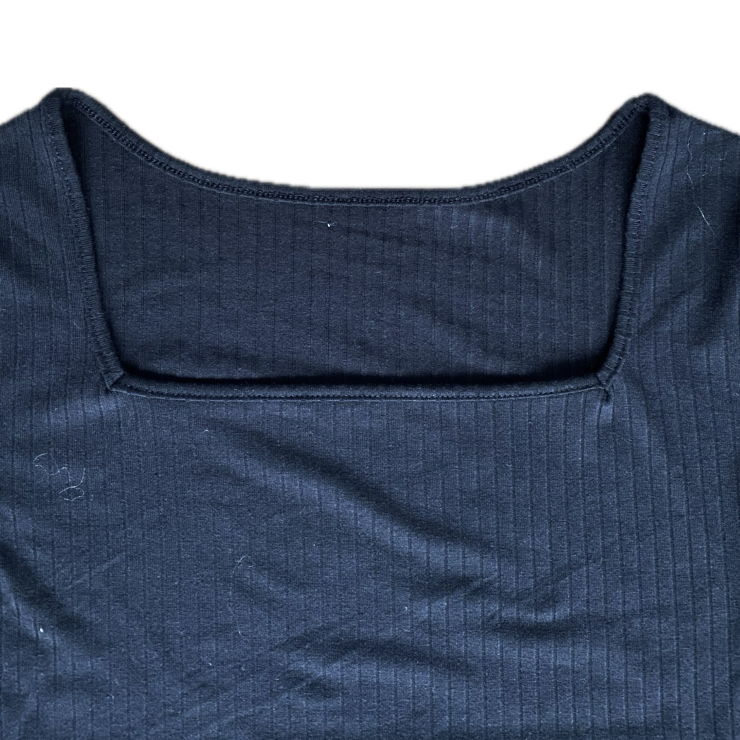 GRL(グレイル)の新品グレイルGRL半袖カットソーTシャツSスクエアネック素敵リブ入り黒ブラック レディースのトップス(Tシャツ(半袖/袖なし))の商品写真