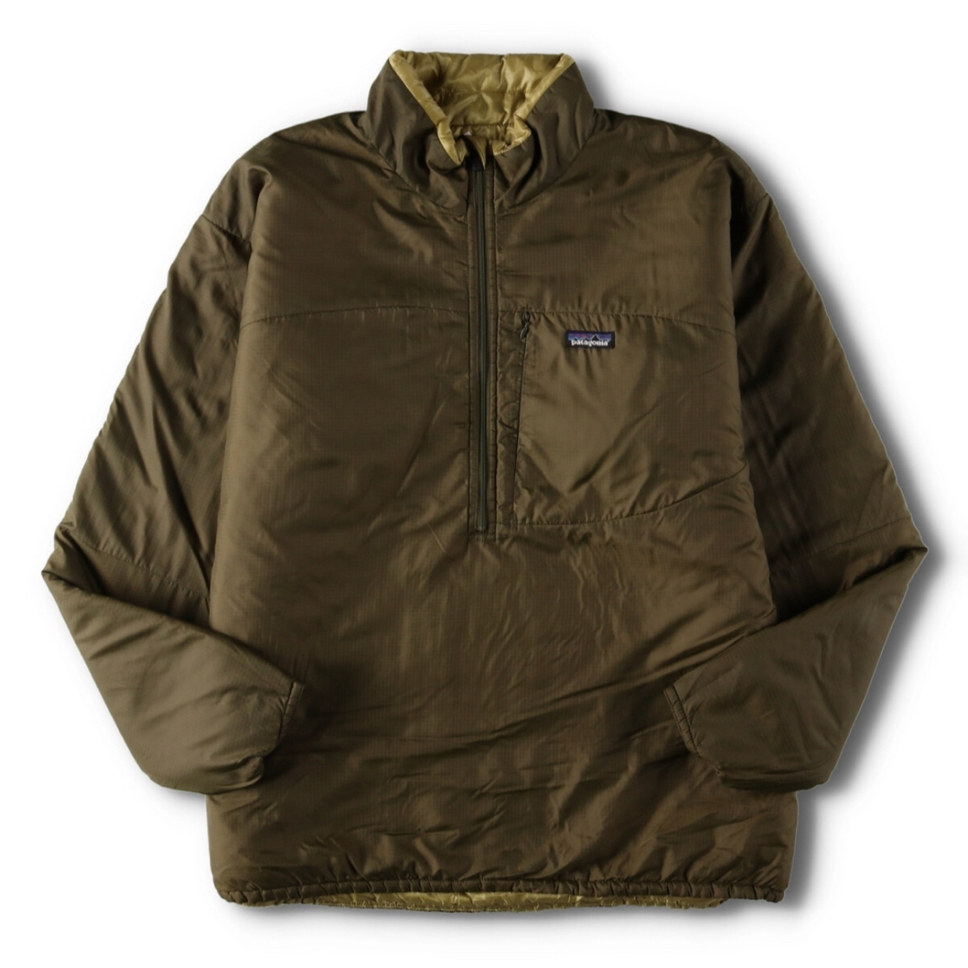 patagonia(パタゴニア)の古着　00s パタゴニア　パフボール　ジャケット　カーキ　Mサイズ メンズのジャケット/アウター(ナイロンジャケット)の商品写真