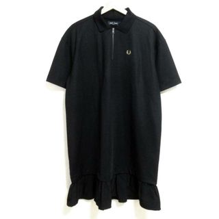 フレッドペリー(FRED PERRY)のFRED PERRY(フレッドペリー) ワンピース サイズ6(USA) M レディース新品同様  - 黒 レギュラーカラー/半袖/ロング/フリル/ジップアップ(その他)