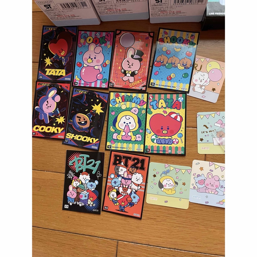 BT21(ビーティーイシビル)のbt21 フレンズ　チャーム缶バッチetc エンタメ/ホビーのタレントグッズ(アイドルグッズ)の商品写真